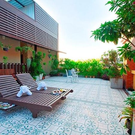 Хостел Sakul House Бангкок Экстерьер фото